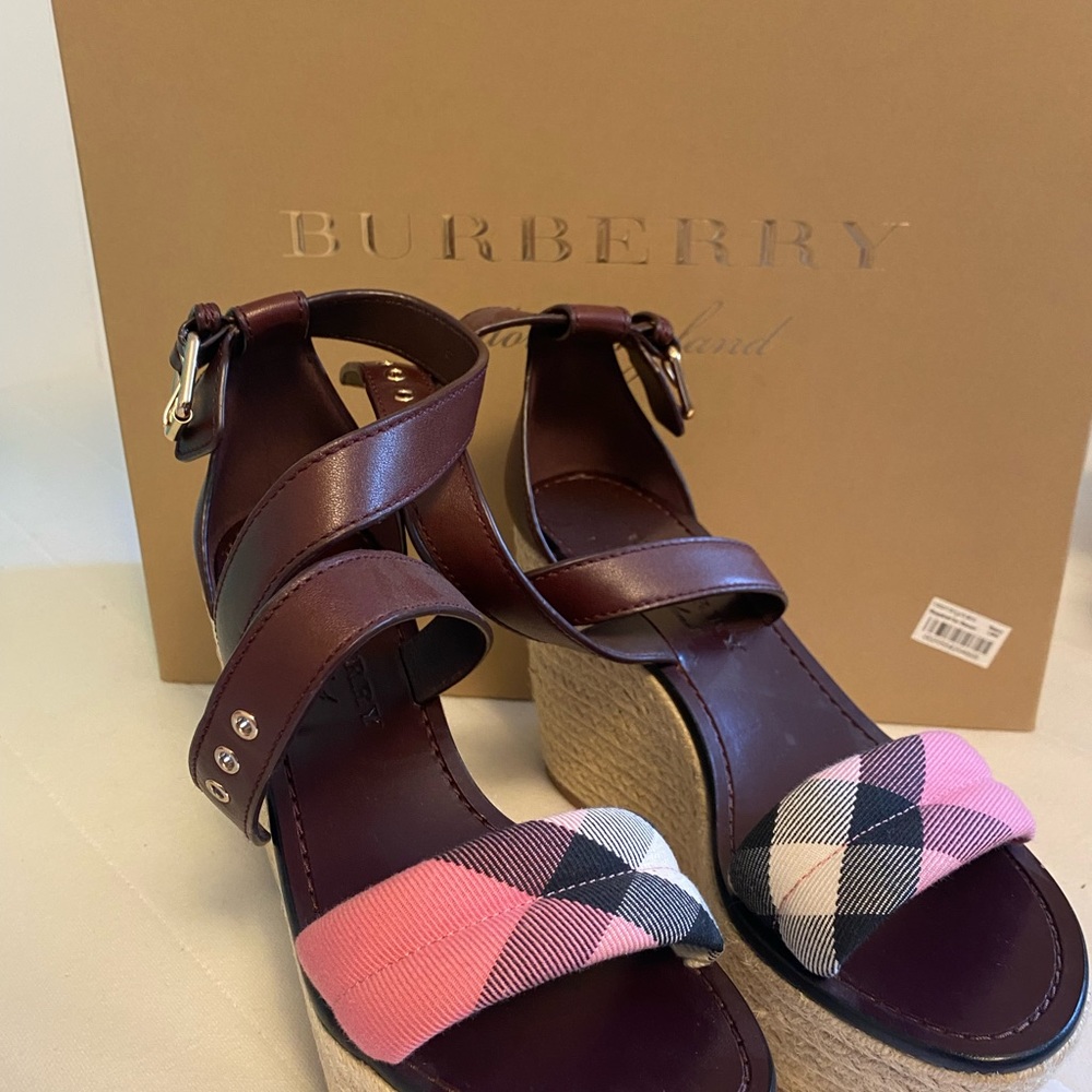 Burberry Platform Espadrille Wedge Sandals ! - Picture 7 of 8